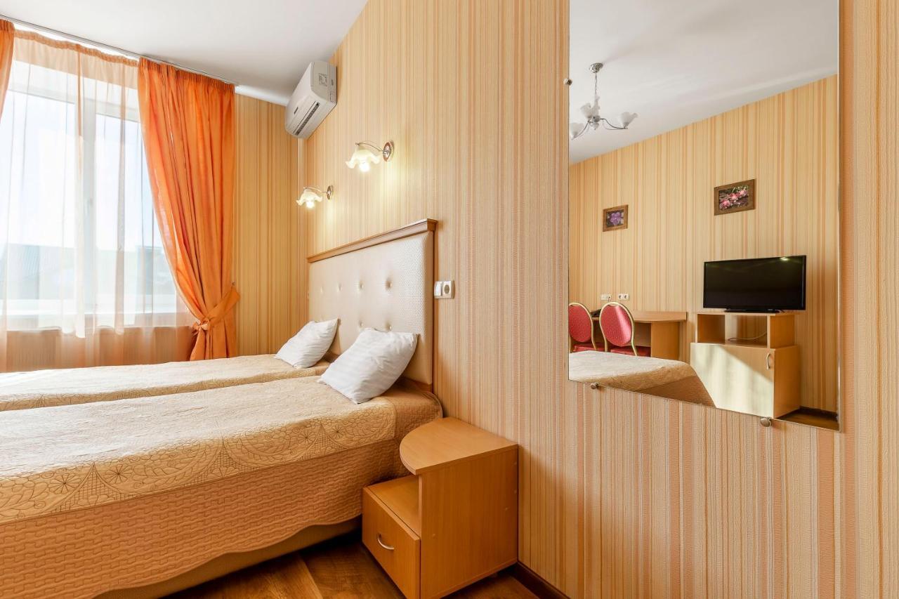 Гостиница Siesta Киев Sofiivska Borshchahivka Exterior foto
