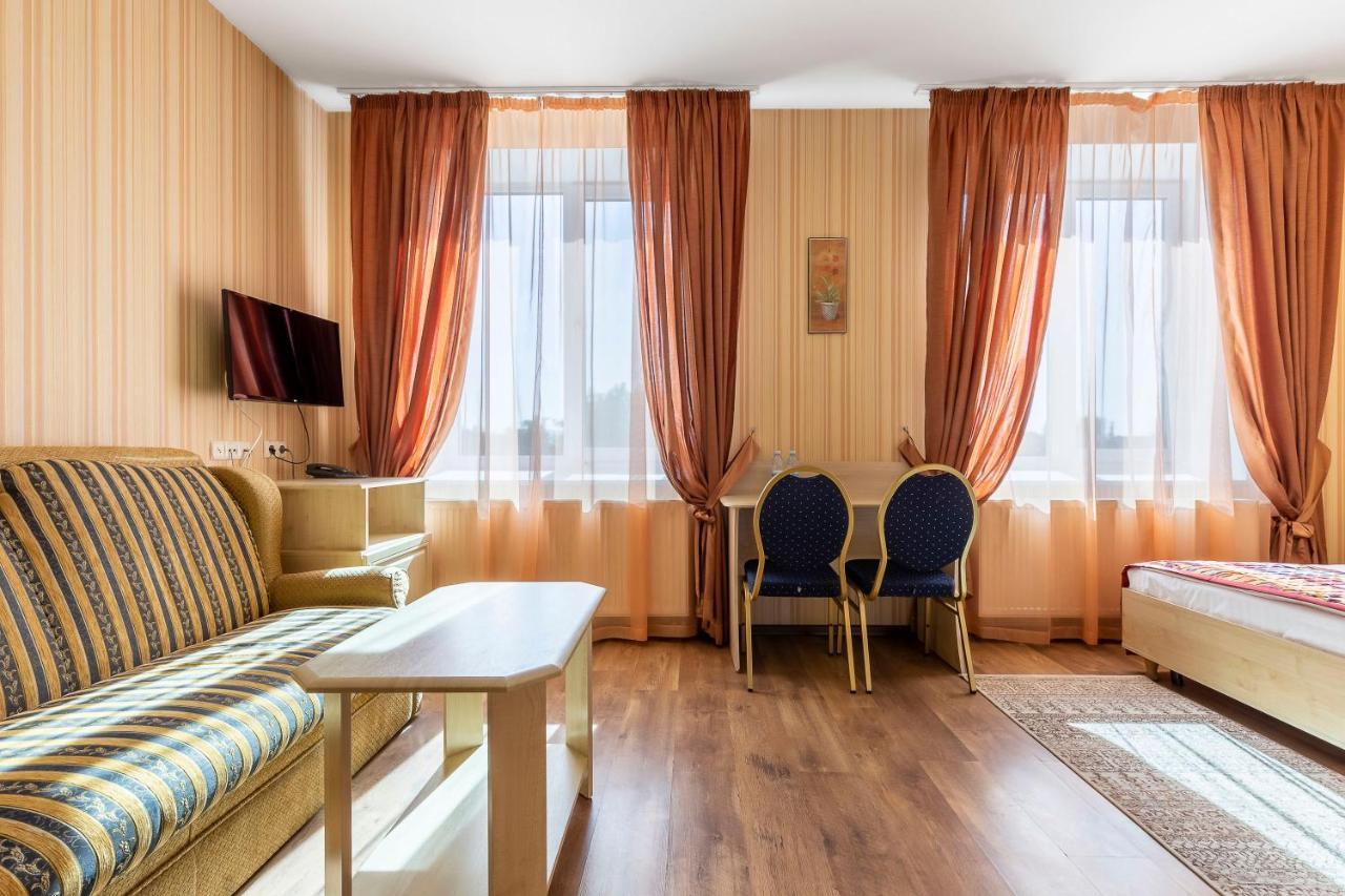 Гостиница Siesta Киев Sofiivska Borshchahivka Exterior foto